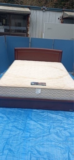 ✨激安価格✨高価なフランスベッド✨ワイドダブルベッド マットレス付