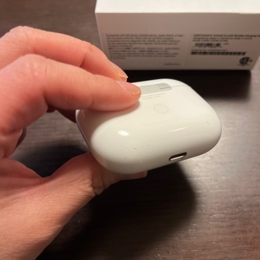 Apple AirPods Proケース (右耳あり)