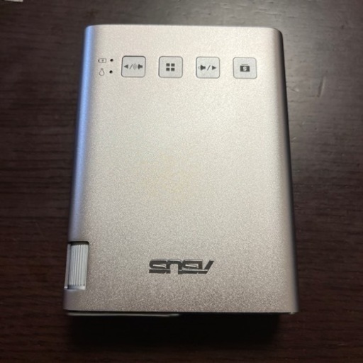 ASUS ZENBEAM E1 プロジェクター