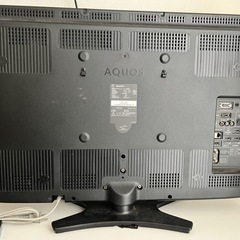 SHARP 32型テレビの画像