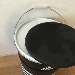 アディダス　アディ缶　引取のみの画像