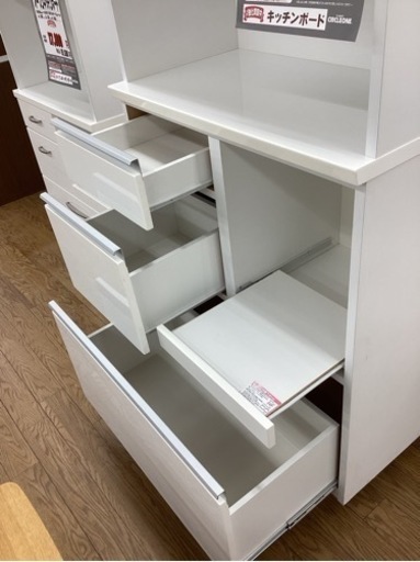 KB-16【新入荷　リサイクル品】ニトリ　キッチンボード　白