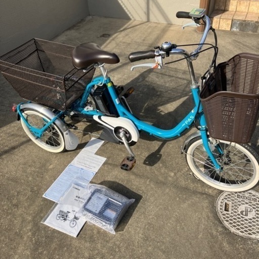 ほぼ新品！！（磨けば光る）　ヤマハ　パスワゴン　21年8月購入