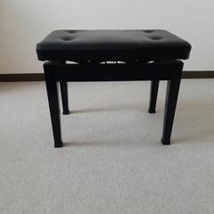 ピアノ用椅子の画像