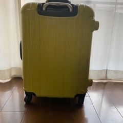 スーツケース譲りますの画像