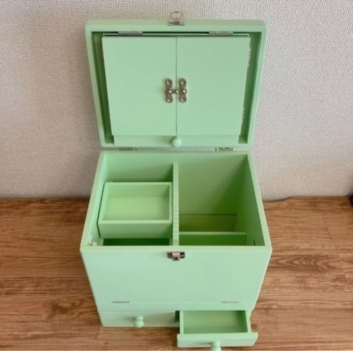 コスメBOX 大容量　☆新品未使用☆値下げ！