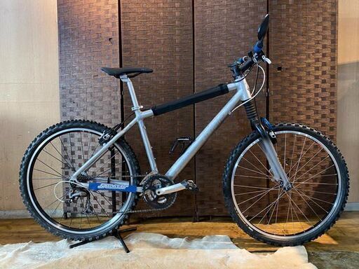 ■CANNONDALE F700 キャノンデール シルバー 27速 26インチ アルミフレーム MTB マウンテンバイク 自転車 札幌発★