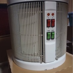 談話室　暖房器具　
