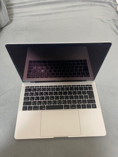 macbook pro 2017型②