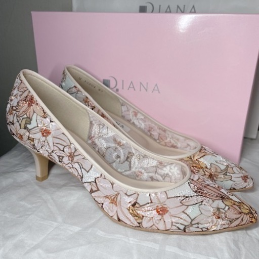 ダイアナ　ミュシャ　コラボ