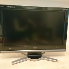SHARP AQUOS 32インチテレビ（LC-32D10）