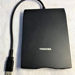 貴重品かもしれないフロッピードライブ！