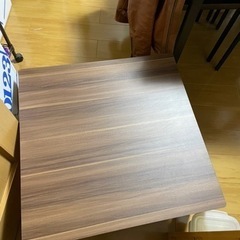 こたつ　　引取先決まりました。