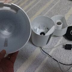 取引中🌕️🔴🔵美品🌕️🔵🔴40畳まで♥タワー型加湿器♥️の画像