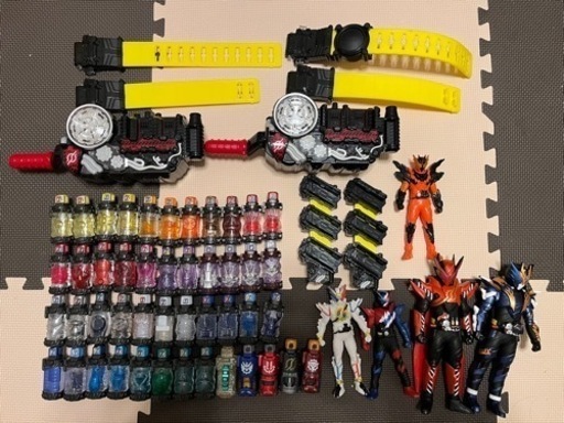 仮面ライダービルド　ベルト　フルボトル　フィギュアセット