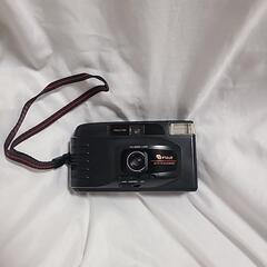 ジャンク品　FUJI 昭和レトロ　フィルムカメラ
