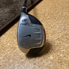 NIKEユーティリティ3Hの画像