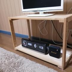 テレビ台として使っているラック（ニトリ パインラック）