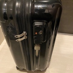 キャリーケース　スーツケースの画像