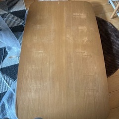 ニトリ ダイニング テーブル 4人用 作業台利用可の画像