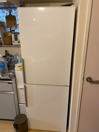 冷蔵庫　高さ160センチ