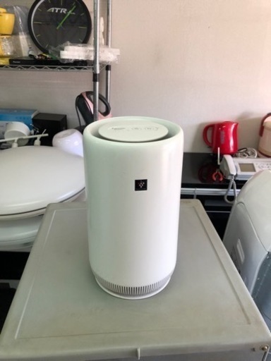 5km以内配送無料　保証付き　2021年式　FU-PC01-W シャープ 空気清浄機（6畳まで　ホワイト） SHARP 「プラズマクラスター7000」搭載空気清浄機 [FUPC01W]