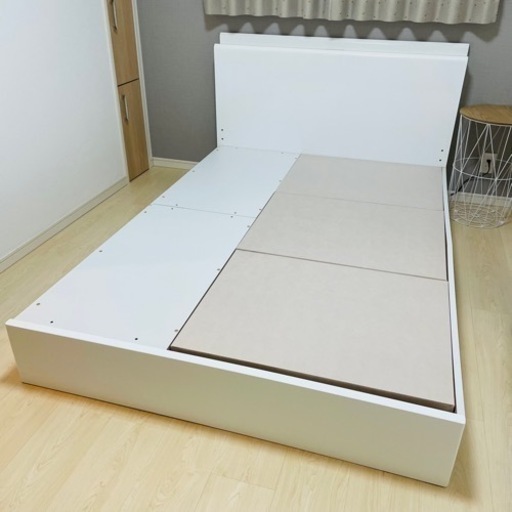 【受け渡し決定しました】【美品】ニトリ ダブルベッド ベッドフレーム ホワイト 白 NITORI