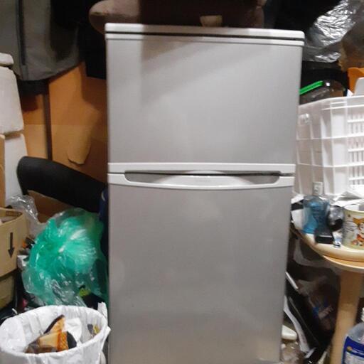 DAEWOO、2ドア冷蔵庫86L