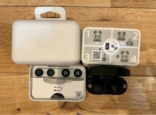 美品　SONY WF-1000XM4 ワイヤレスノイズイヤホン　定価33.000円