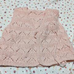 ベビー用ニット帽、ベストの画像