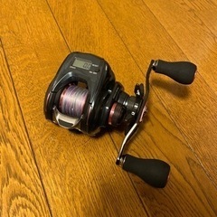 18 紅牙 IC 右ハンドル　ベイトリール