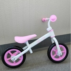 ペダルなし、足こぎ自転車　幼児　子供　バランス自転車 キックバイク