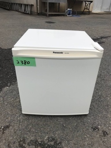 ①✨2018年製✨2380番 パナソニック✨ノンフロン冷蔵庫✨NR-A50W-W‼️
