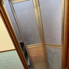 浴室扉の修理、アドバイス出来る方、DIYをやってみたい方！ − 愛知県