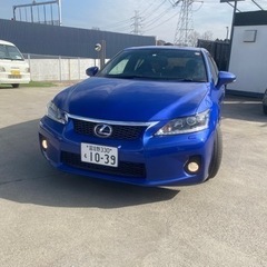 Lexus CT200h Fスポーツ