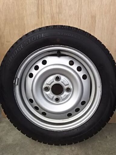 スタッドレス  2019年  4本セット PCD100 お届け相談可能   値下げ