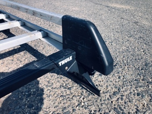 トヨタ ハイエース用ルーフラック スーリー製