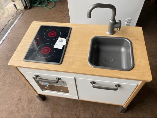 ☆中古￥3,000！【会員価格￥3,000】IKEA　子供用おままごとキッチン　家具　【BB037】
