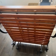 中古品　折りたたみシングルベッド