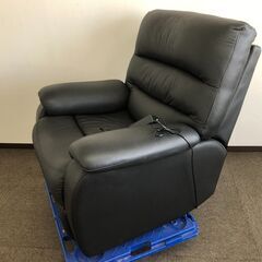 ニトリ 一人用電動本皮リクライニングソファ ビリーバーⅡ レザーブラックの画像