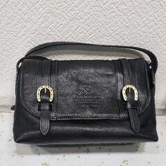 Dakota キューブショルダーバッグ