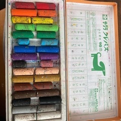 サクラクレパス
