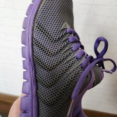 ランニングシューズ　24,5の画像