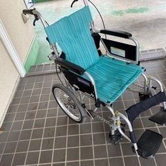 介助式車椅子