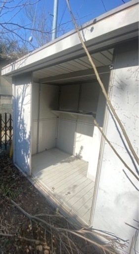 ヨド物置 エルモ 一般型 LMA-2515 両開き 引き分け戸 YODOKO 棚あり 大型物置 コーティング 収納 屋外 タイヤ LMD-2515 ファミリー DIY オシャレ 激安 格安 破格 安い 特価