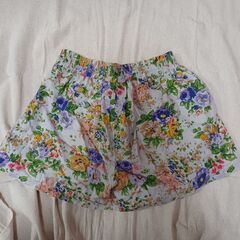 (お話し中)④キュロットパンツ(花柄)