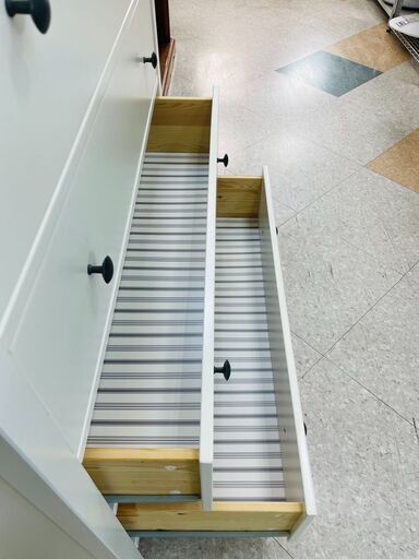 ?IKEA(イケア) HEMNES(ヘムネス) 5段チェスト ?定価￥79,800? アイアン使用の取っ手がおしゃれです!!?3741