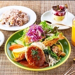 天神食の旅　多国籍料理ランチ会