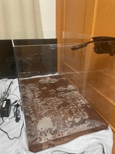 アクリル水槽90✖️50✖️60