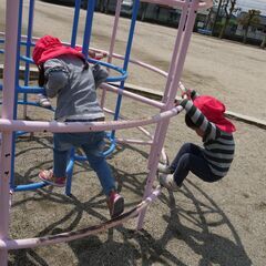 【モンキーポッド保育園／保育補助・子育て支援員】定員12名の少人数保育園／日祝定休／ほぼ残業なしの画像